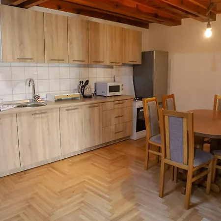 Maison d'hôtes Careva Cuprija Apartment&rooms
