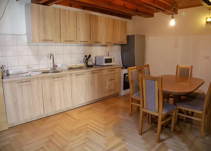 Guest house Careva Cuprija Apartment&rooms